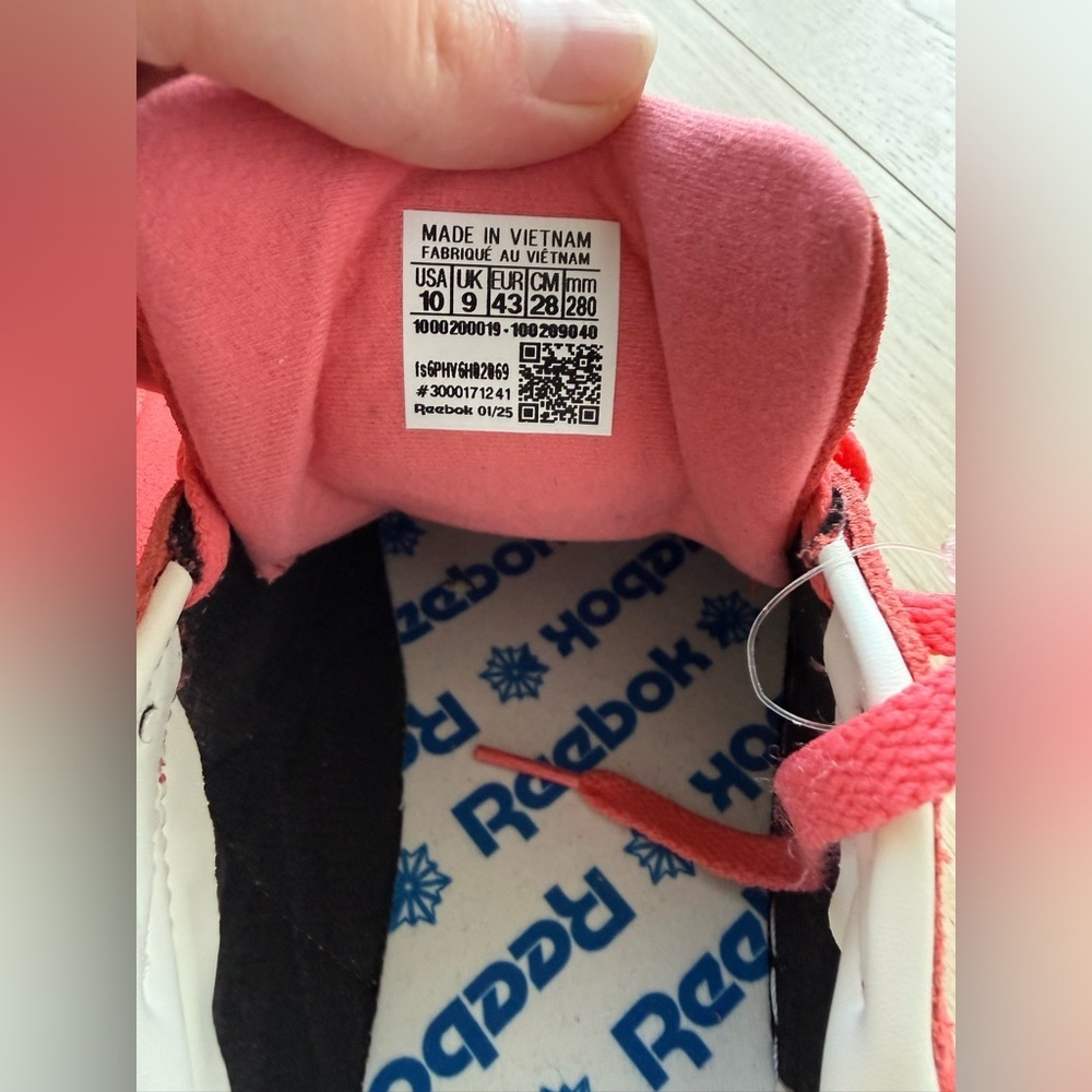 Reebok Club C Coral Suede Sneakers | Gum Sole Streetwear Men’s 10 / Women’s 11.5 - Picture 6 of 7